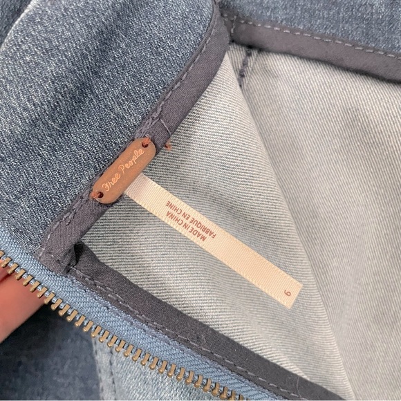 Free People x Urban Outfitters Two Tone Denim Mini Skirt- Blue- Size 6 - Picture 5 of 5